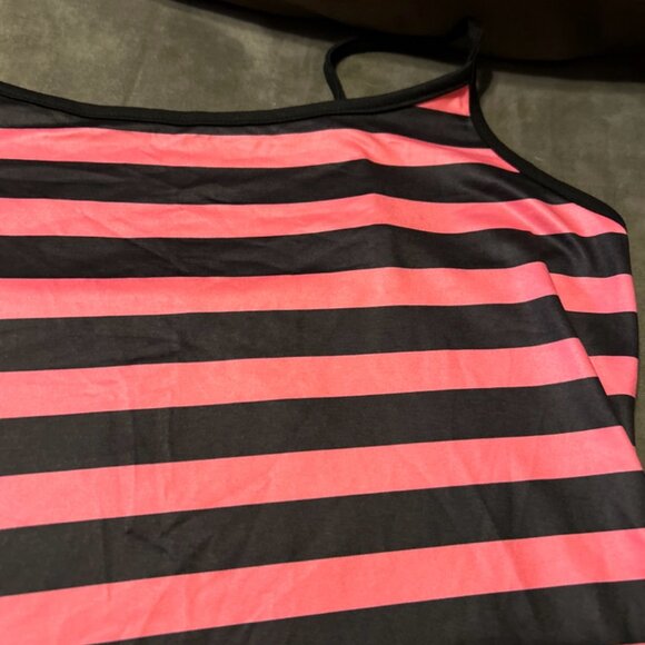 Skull & Bones Pink/Black Striped Skull Camisole Top Goth Emo Biker Style medium - Picture 5 of 10